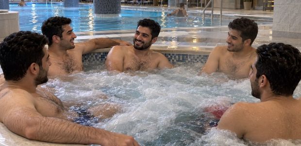 نکاتی در رابطه با شنا در استخرهای تهران که باید بدانید